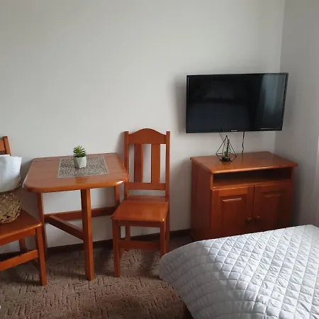 Gosciniec Rutikal Alojamento de Acomodação e Pequeno-almoço Sianow